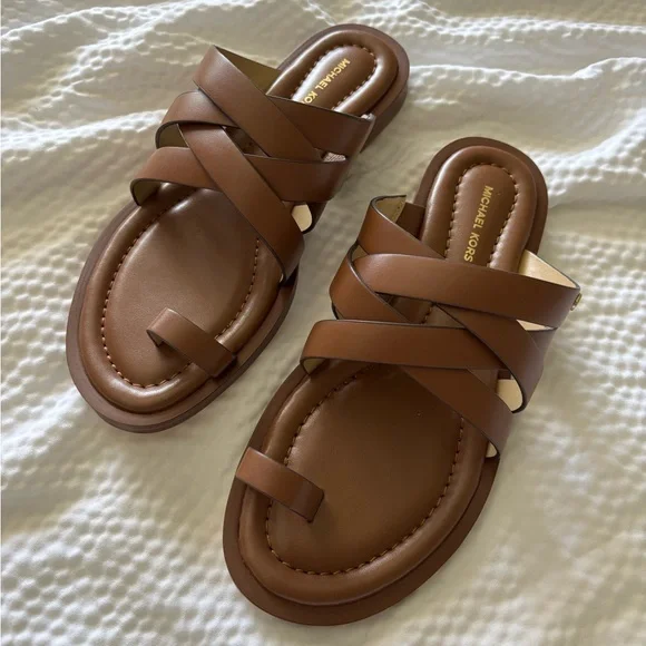 Michael Kors Nora Toe Ring Leather Sandals - Picture 3 of 10
